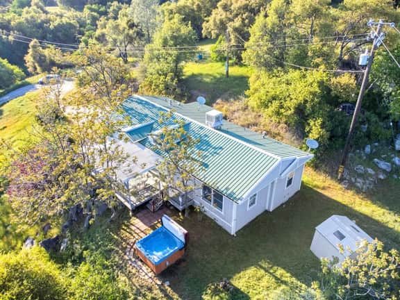8 Acre Spa Retreat | BBQ, Patio, Views, 3BR 2BA - Image 4